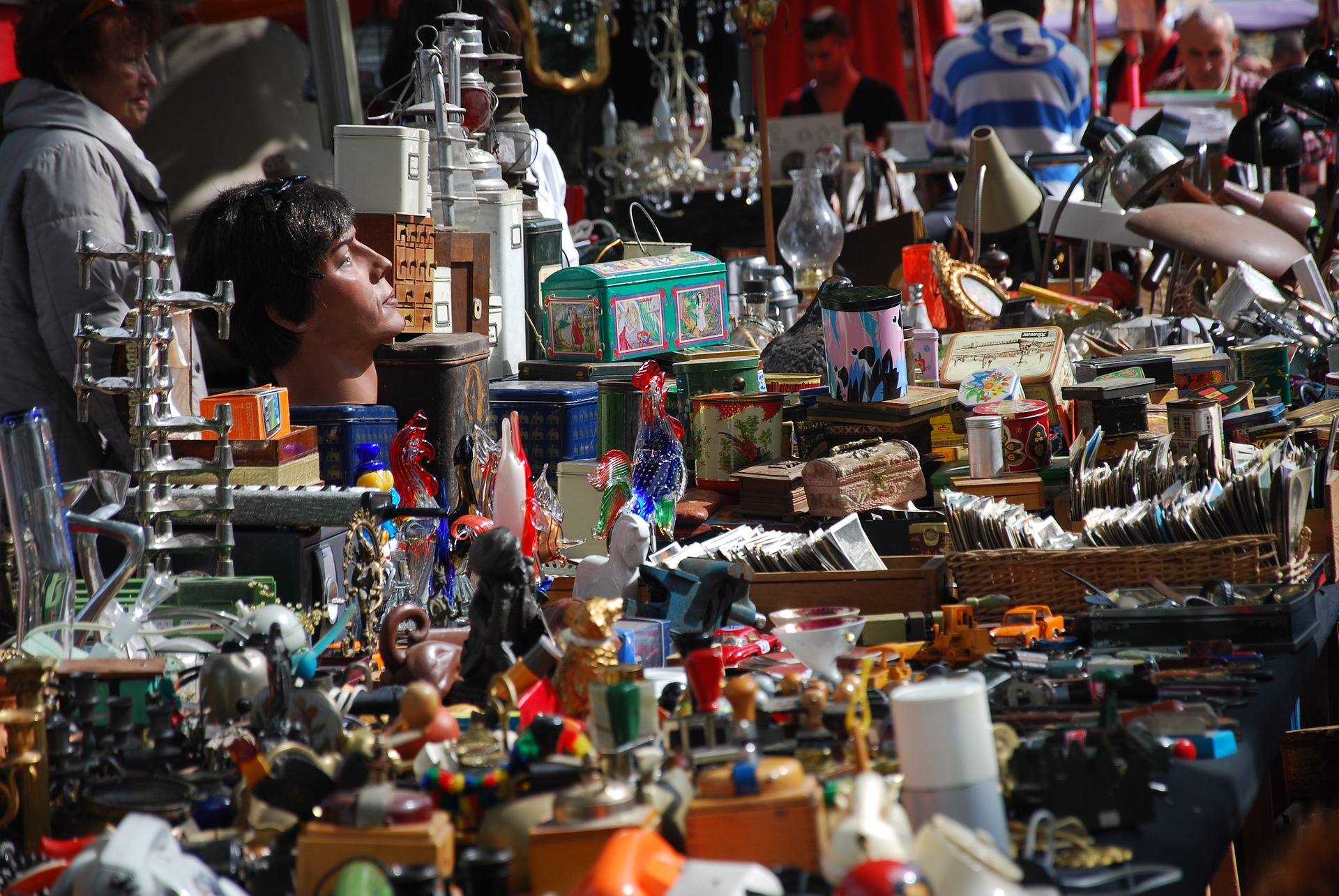 flea-market-270566_1920.jpg